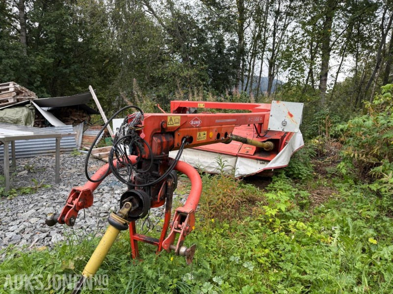2002 Kuhn FC302G - Žemės ūkio technika: foto 1 2002 Kuhn FC302G - Žemės ūkio technika: foto 1