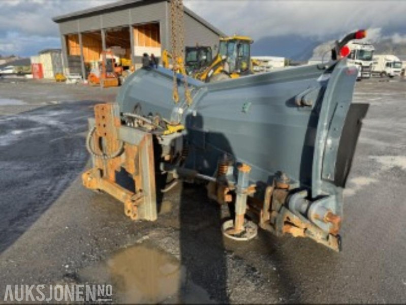2010 Stark 3400 Snøplog for Traktor - 3,4 m - Žemės ūkio technika: foto 4 2010 Stark 3400 Snøplog for Traktor - 3,4 m - Žemės ūkio technika: foto 4