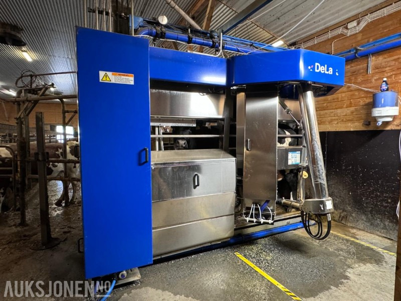 2013 DeLaval VMS melkerobot med 1 kraftfôrstasjon FSC40 - Høyre utgave - Steam - Innredning og grinder foran - Vakuumpumpe - Fortsatt i daglig drift - Žemės ūkio technika: foto 3 2013 DeLaval VMS melkerobot med 1 kraftfôrstasjon FSC40 - Høyre utgave - Steam - Innredning og grinder foran - Vakuumpumpe - Fortsatt i daglig drift - Žemės ūkio technika: foto 3