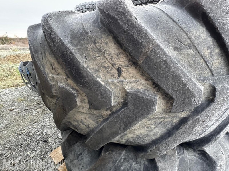 2017 Michelin XMCL 480/70 R28 – 2 stk brukte traktordekk - Žemės ūkio technika: foto 3 2017 Michelin XMCL 480/70 R28 – 2 stk brukte traktordekk - Žemės ūkio technika: foto 3