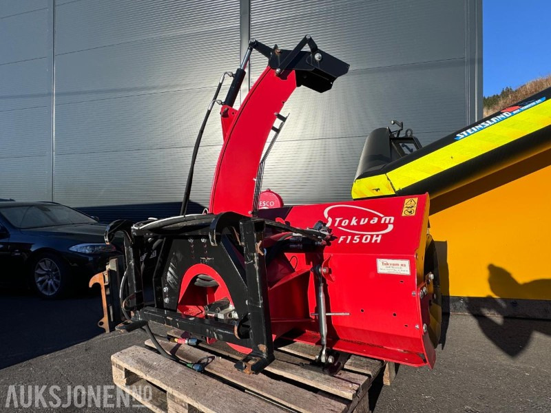 2017 Tokvam F 150 H - To trinns hydraulisk drevet snøfres - Frontmontert - SMS/trima feste - lite brukt - Žemės ūkio technika: foto 1 2017 Tokvam F 150 H - To trinns hydraulisk drevet snøfres - Frontmontert - SMS/trima feste - lite brukt - Žemės ūkio technika: foto 1