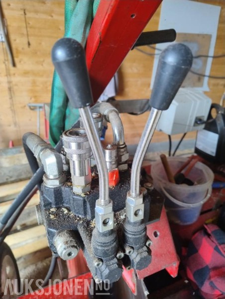 2025 Wee Stokk Løft Elektrisk hydraulisk motor Tannvalse med mating - Žemės ūkio technika: foto 4 2025 Wee Stokk Løft Elektrisk hydraulisk motor Tannvalse med mating - Žemės ūkio technika: foto 4