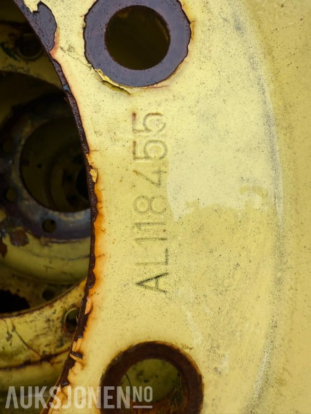 Felgsett til John Deere – AL118455 og AL174627 - Žemės ūkio technika: foto 5 Felgsett til John Deere – AL118455 og AL174627 - Žemės ūkio technika: foto 5