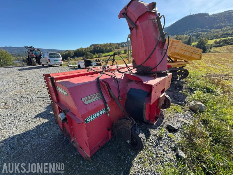 Globus GTF 250 snøfres med hydraulisk tut - Žemės ūkio technika: foto 3 Globus GTF 250 snøfres med hydraulisk tut - Žemės ūkio technika: foto 3