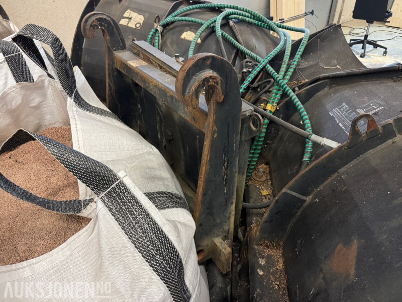 Tellefsdal 280cm V-plog / brøyteplog - hydraulisk - Žemės ūkio technika: foto 5 Tellefsdal 280cm V-plog / brøyteplog - hydraulisk - Žemės ūkio technika: foto 5