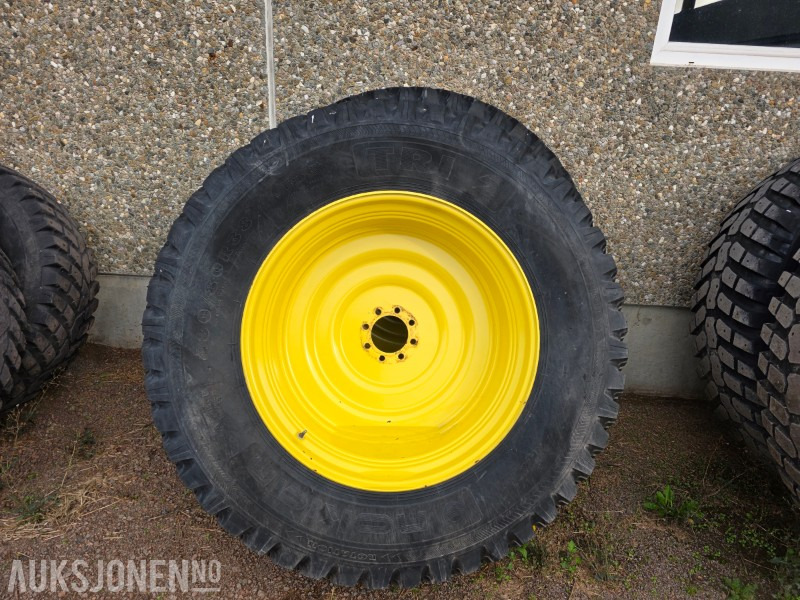 Traktordekk - Stått på John Deere 6610 - Žemės ūkio technika: foto 5 Traktordekk - Stått på John Deere 6610 - Žemės ūkio technika: foto 5