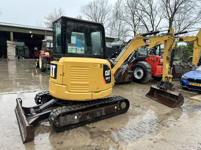 Caterpillar 303.5E CR All functions 3 buckets - Mini ekskavatorius: foto 5 Caterpillar 303.5E CR All functions 3 buckets - Mini ekskavatorius: foto 5