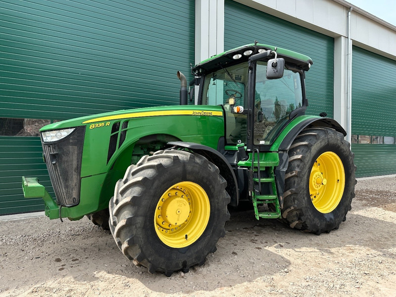 John Deere 8335R AutoPower - Traktorius: foto 1 John Deere 8335R AutoPower - Traktorius: foto 1