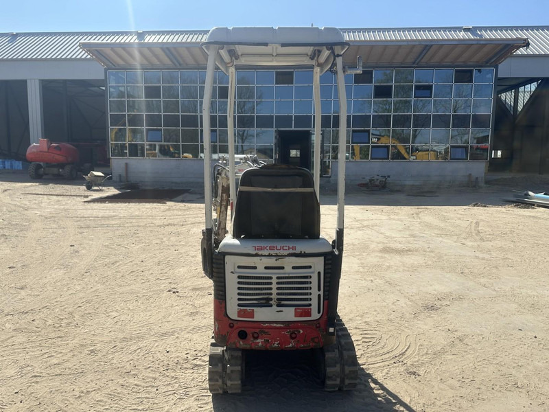 Takeuchi TB 108 3 buckets - Mini ekskavatorius: foto 4 Takeuchi TB 108 3 buckets - Mini ekskavatorius: foto 4