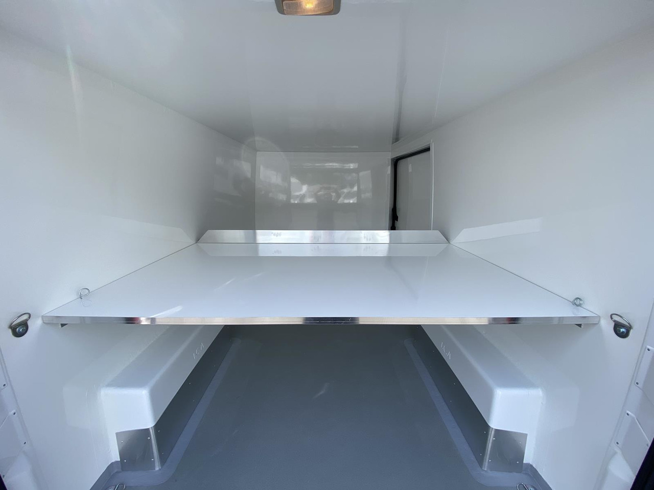 Furgonas šaldytuvas FIAT DUCATO L2H1 140PS | ISOLIERUNG OHNE KÜHLAGGREGAT: foto 16