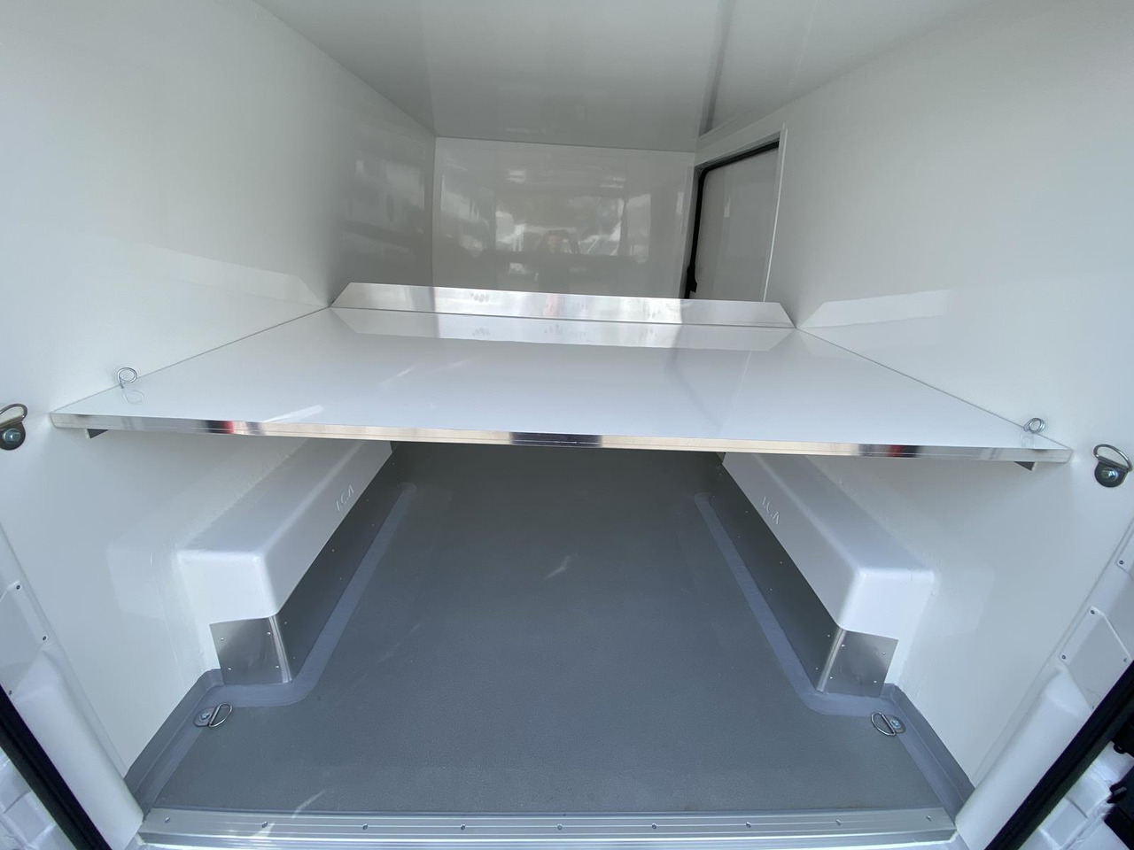 Furgonas šaldytuvas FIAT DUCATO L2H1 140PS | ISOLIERUNG OHNE KÜHLAGGREGAT: foto 24