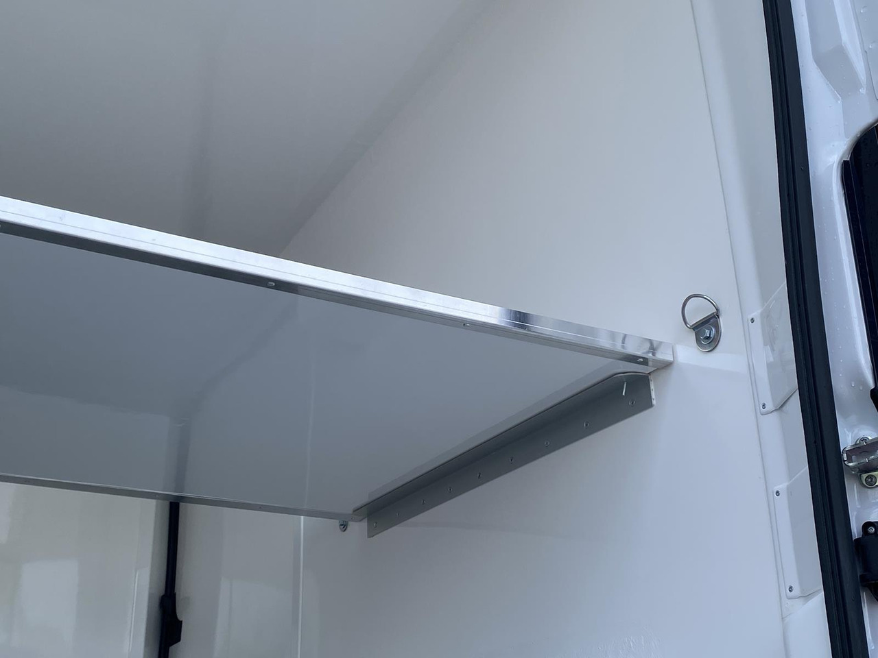 Furgonas šaldytuvas FIAT DUCATO L2H1 140PS | ISOLIERUNG OHNE KÜHLAGGREGAT: foto 17