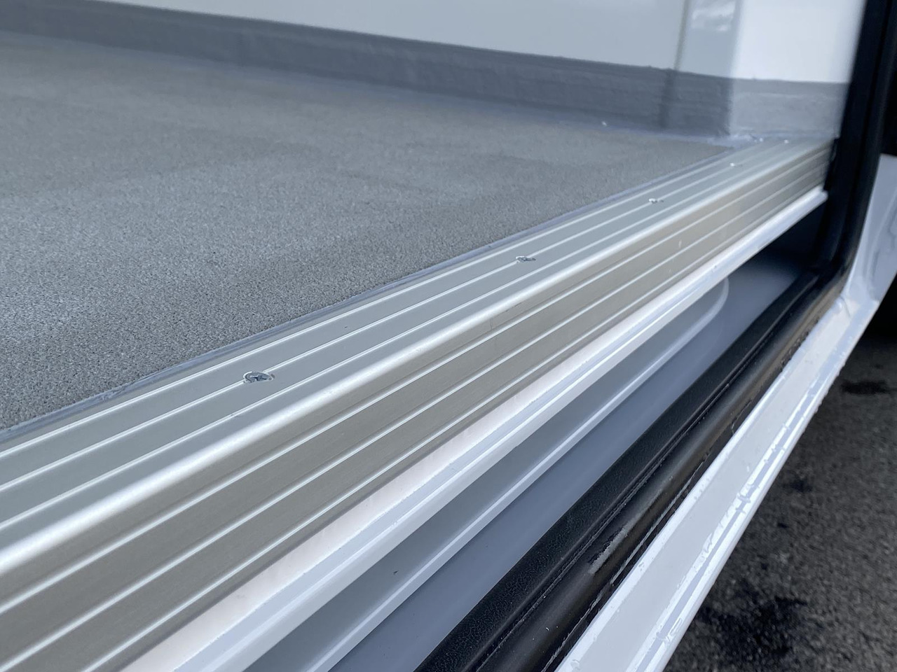 Furgonas šaldytuvas FIAT DUCATO L2H1 140PS | ISOLIERUNG OHNE KÜHLAGGREGAT: foto 12