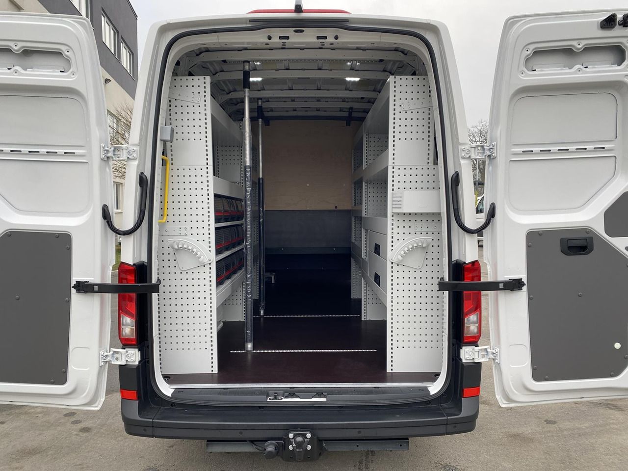 MAN TGE L4H3 180KM | SITZBANK ZWEITE REIHE + FLEXMO EINRICHTUNG - Keleivinis furgonas: foto 2 MAN TGE L4H3 180KM | SITZBANK ZWEITE REIHE + FLEXMO EINRICHTUNG - Keleivinis furgonas: foto 2
