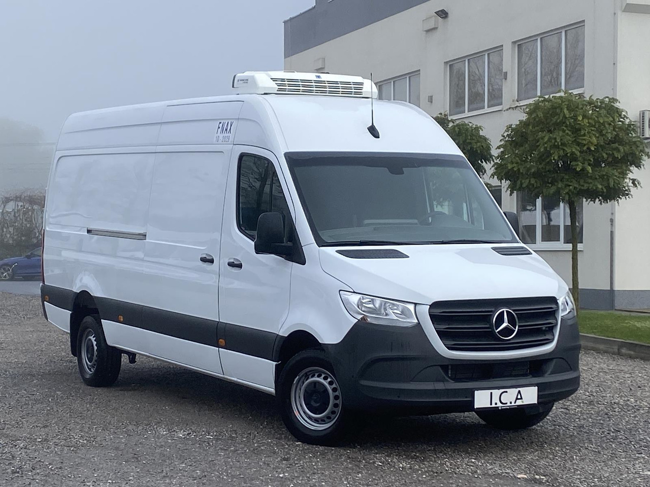 MERCEDES-BENZ SPRINTER 317 CDI L4H3 170PS AUTOMATIK FRISCHDIENST + KONVEKTA FK 3022 12-220V - Furgonas šaldytuvas: foto 3 MERCEDES-BENZ SPRINTER 317 CDI L4H3 170PS AUTOMATIK FRISCHDIENST + KONVEKTA FK 3022 12-220V - Furgonas šaldytuvas: foto 3