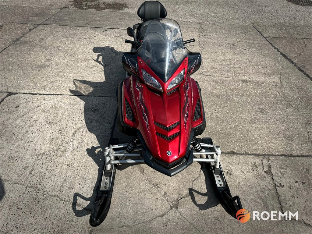 Yamaha RS Venture 1000 Snowmobile*wie neu* - Kita technika: foto 2 Yamaha RS Venture 1000 Snowmobile*wie neu* - Kita technika: foto 2
