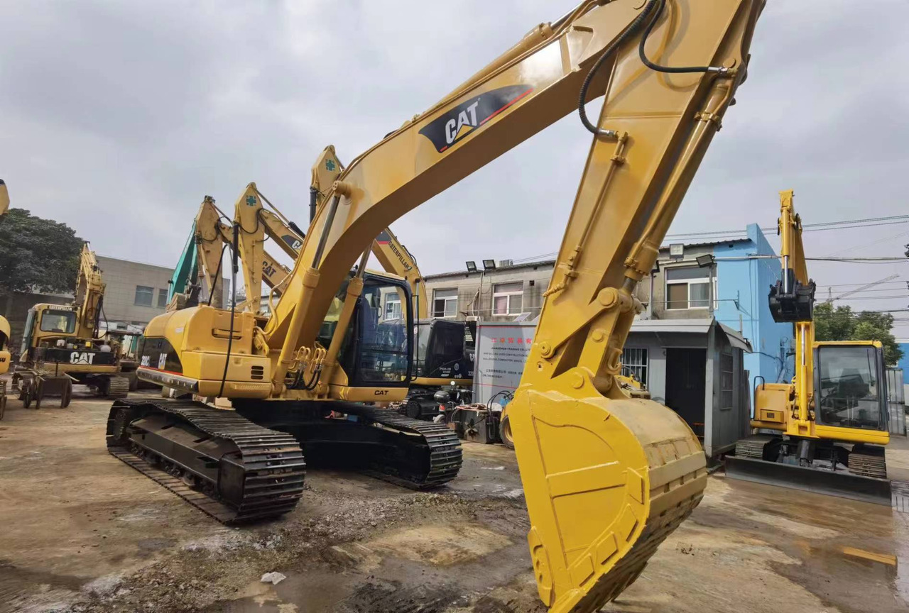 Caterpillar 320 320c 320cl Used Excavator CAT 320D 320D2 320GC Crawler in Excellent Work Performance - Vikšrinis ekskavatorius: foto 1 Caterpillar 320 320c 320cl Used Excavator CAT 320D 320D2 320GC Crawler in Excellent Work Performance - Vikšrinis ekskavatorius: foto 1