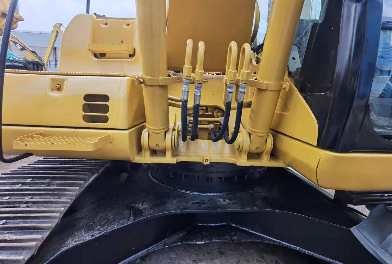 Caterpillar 320Cl 320C Used Excavator CAT 320 320D 320D2 320GC Crawler Hydraulic Excavator in Excellent Condition - Vikšrinis ekskavatorius: foto 5 Caterpillar 320Cl 320C Used Excavator CAT 320 320D 320D2 320GC Crawler Hydraulic Excavator in Excellent Condition - Vikšrinis ekskavatorius: foto 5