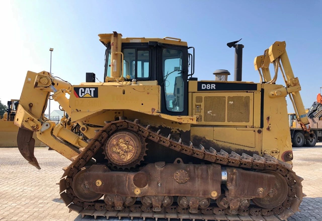 Caterpillar CAT D8R D8T D9R D10R D6G D6H D6R D7H D7E D7R Used Bulldozer Secondhand Bulldozers in High Quality - Buldozeris: foto 5 Caterpillar CAT D8R D8T D9R D10R D6G D6H D6R D7H D7E D7R Used Bulldozer Secondhand Bulldozers in High Quality - Buldozeris: foto 5