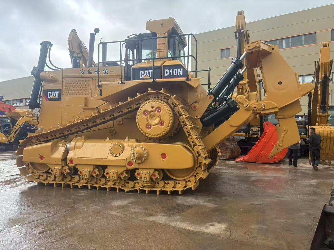 Caterpillar CAT Used Crawler Bulldozer Tractor D10N D9R D8R D8T D7R D7G D6G Dozer for Sale - Buldozeris: foto 2 Caterpillar CAT Used Crawler Bulldozer Tractor D10N D9R D8R D8T D7R D7G D6G Dozer for Sale - Buldozeris: foto 2
