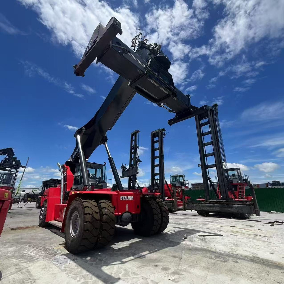 KALMAR 45 Ton Kalmar Reach Stacker DRD450 DRF450 DRT450 Telescopic Handler DRT450 and Sany Liugong Reach Stackers Lifting Reach Stacker Forklift - Stelažų krautuvas: foto 2 KALMAR 45 Ton Kalmar Reach Stacker DRD450 DRF450 DRT450 Telescopic Handler DRT450 and Sany Liugong Reach Stackers Lifting Reach Stacker Forklift - Stelažų krautuvas: foto 2