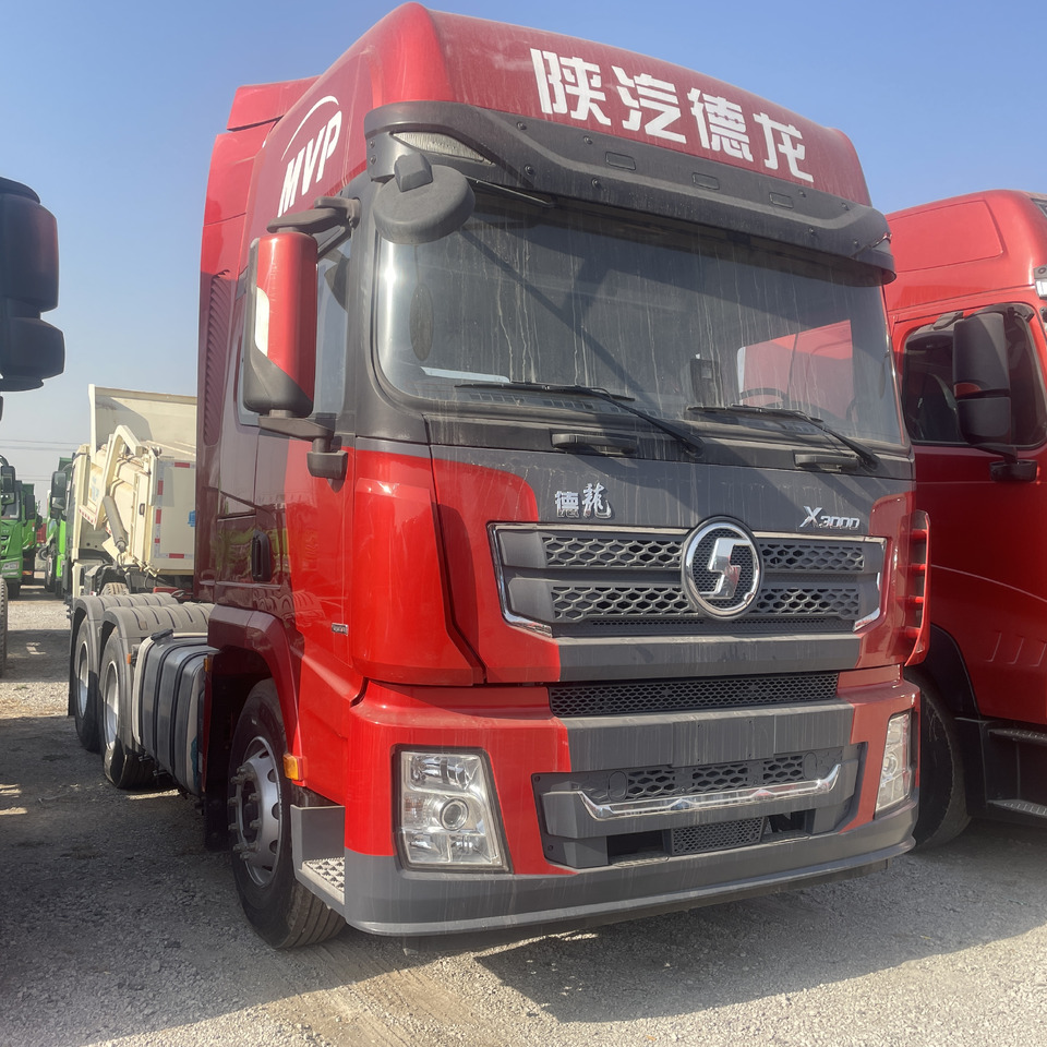 Shacman Slightly Used X3000 X5000 (6*4) Semi Truck Head Tractor Head Tipper Head - Vilkikas: foto 1 Shacman Slightly Used X3000 X5000 (6*4) Semi Truck Head Tractor Head Tipper Head - Vilkikas: foto 1