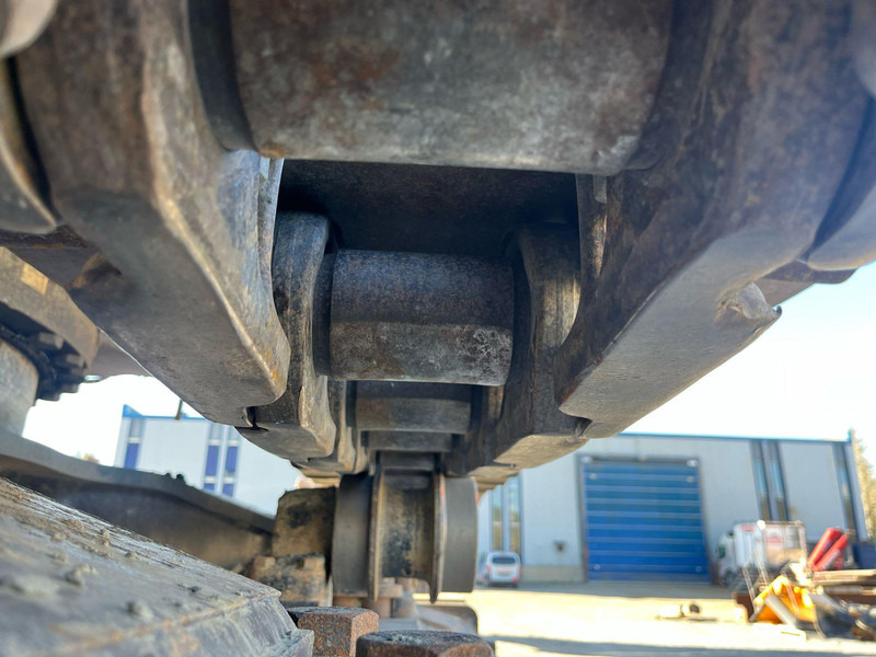 Vikšrinis ekskavatorius Hitachi ZX530LCH-6: foto 11
