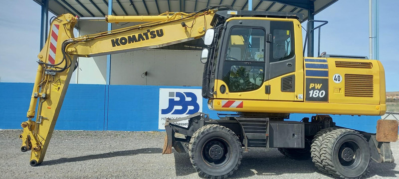 Komatsu PW180-10 - Ratinis ekskavatorius: foto 1 Komatsu PW180-10 - Ratinis ekskavatorius: foto 1