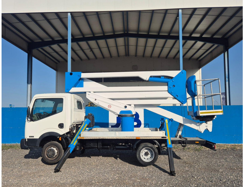 Nissan CABSTAR 35.12 SOCAGE DA320 - Sunkvežimis, Sunkvežimis su kranu: foto 1 Nissan CABSTAR 35.12 SOCAGE DA320 - Sunkvežimis, Sunkvežimis su kranu: foto 1