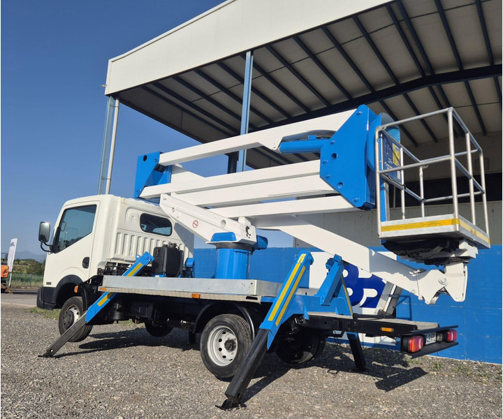 Nissan CABSTAR 35.12 SOCAGE DA320 - Sunkvežimis, Sunkvežimis su kranu: foto 4 Nissan CABSTAR 35.12 SOCAGE DA320 - Sunkvežimis, Sunkvežimis su kranu: foto 4
