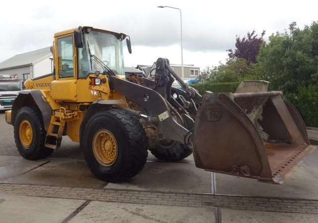 Volvo L70E - Ratinis krautuvas: foto 3 Volvo L70E - Ratinis krautuvas: foto 3
