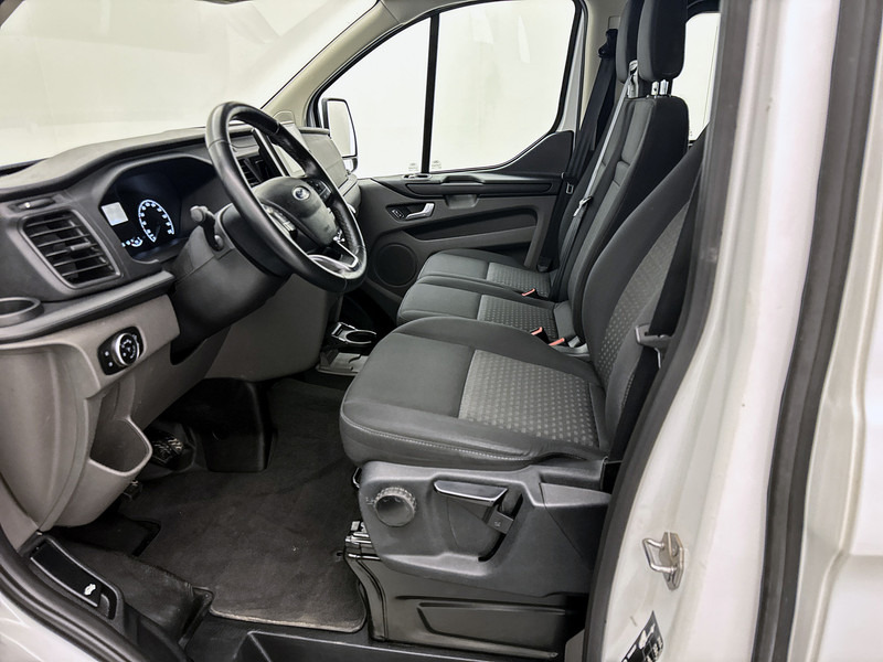 Ford Transit Custom 340 2.0 TDCI L2H1 170pk Dubbele Cabine Lichtmetaal Trekhaak 3400kg Achteruitrijcamera Cruise Control DC - Mažas furgonas, Komercinis automobilis su dviguba kabina: foto 4 Ford Transit Custom 340 2.0 TDCI L2H1 170pk Dubbele Cabine Lichtmetaal Trekhaak 3400kg Achteruitrijcamera Cruise Control DC - Mažas furgonas, Komercinis automobilis su dviguba kabina: foto 4