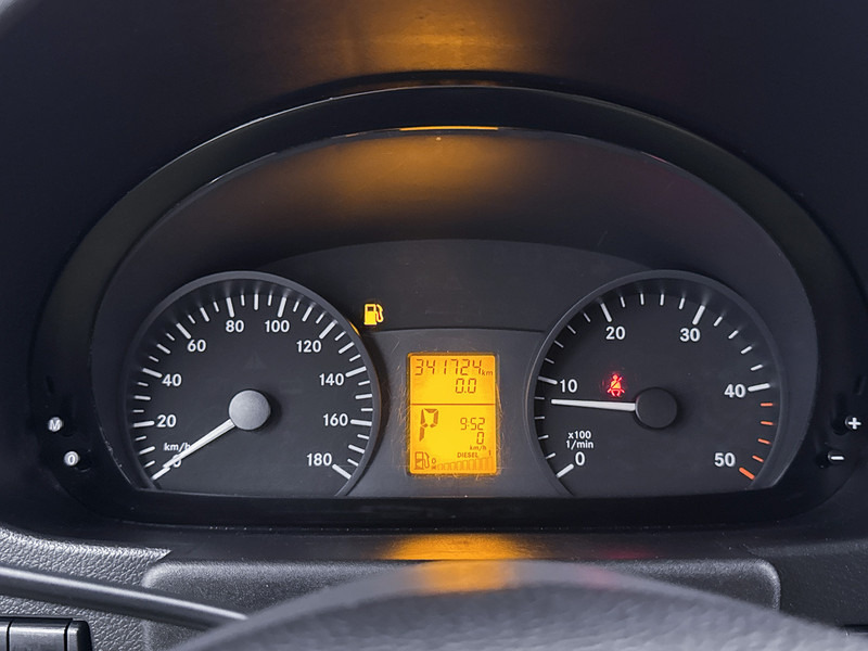 Mercedes-Benz Sprinter 316 2.2 CDI Bakwagen Meubelbak met Laadklep D'Hollandia Cruise Control Zijdeur - Furgonas su krovinių dėže: foto 5 Mercedes-Benz Sprinter 316 2.2 CDI Bakwagen Meubelbak met Laadklep D'Hollandia Cruise Control Zijdeur - Furgonas su krovinių dėže: foto 5