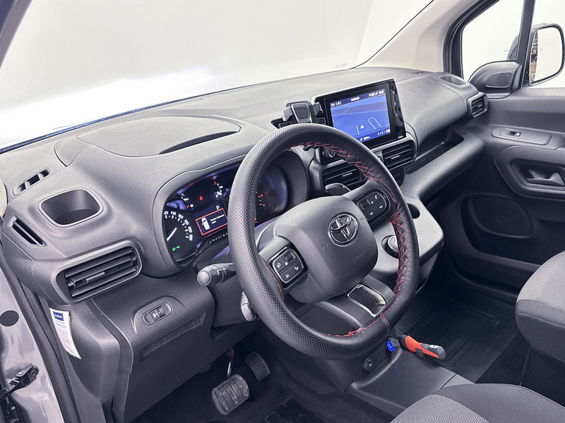 Toyota PROACE CITY 1.5 D-4D Live 130pk Automaat Navigatie Achteruitrijcamera Sidebars Cruise Control - Mažas furgonas: foto 5 Toyota PROACE CITY 1.5 D-4D Live 130pk Automaat Navigatie Achteruitrijcamera Sidebars Cruise Control - Mažas furgonas: foto 5