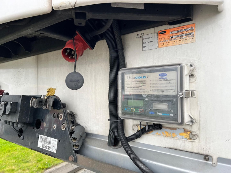 Kögel 3 assige koeloplegger Lift axle / Carrier Vector 1950 - Refrižeratorius puspriekabė: foto 5 Kögel 3 assige koeloplegger Lift axle / Carrier Vector 1950 - Refrižeratorius puspriekabė: foto 5