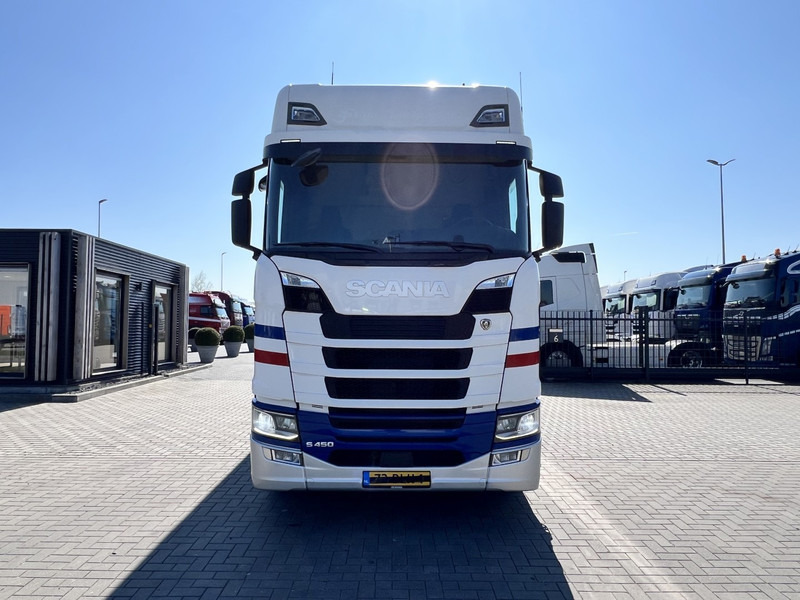 Scania S450 6x2 koelwagen Retarder / Dhollandia / Bloenenmaat - Refrižeratorius sunkvežimis: foto 2 Scania S450 6x2 koelwagen Retarder / Dhollandia / Bloenenmaat - Refrižeratorius sunkvežimis: foto 2