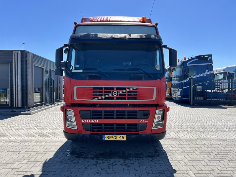 Volvo FM340 4x2 trekker - Vilkikas: foto 2 Volvo FM340 4x2 trekker - Vilkikas: foto 2