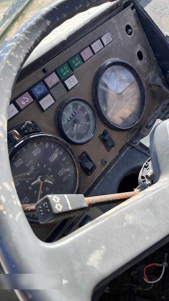 Savivartis sunkvežimis Astra BM 305 FT F1100 6X4 TRAKKER INDUSTRIAL: foto 6 Savivartis sunkvežimis Astra BM 305 FT F1100 6X4 TRAKKER INDUSTRIAL: foto 6