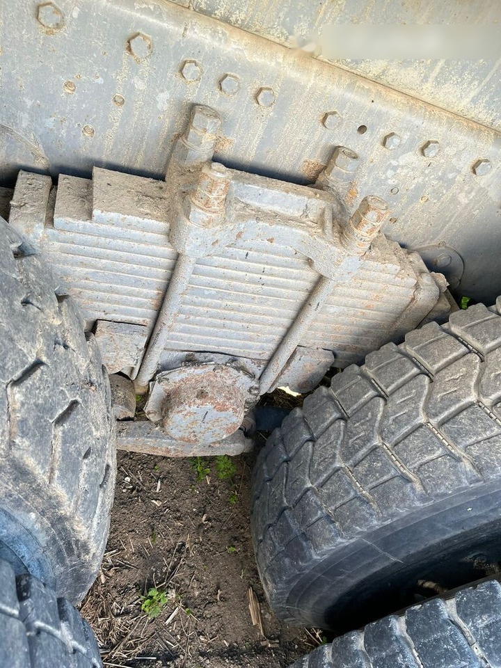 Savivartis sunkvežimis Astra BM 305 FT F1100 6X4 TRAKKER INDUSTRIAL: foto 10 Savivartis sunkvežimis Astra BM 305 FT F1100 6X4 TRAKKER INDUSTRIAL: foto 10