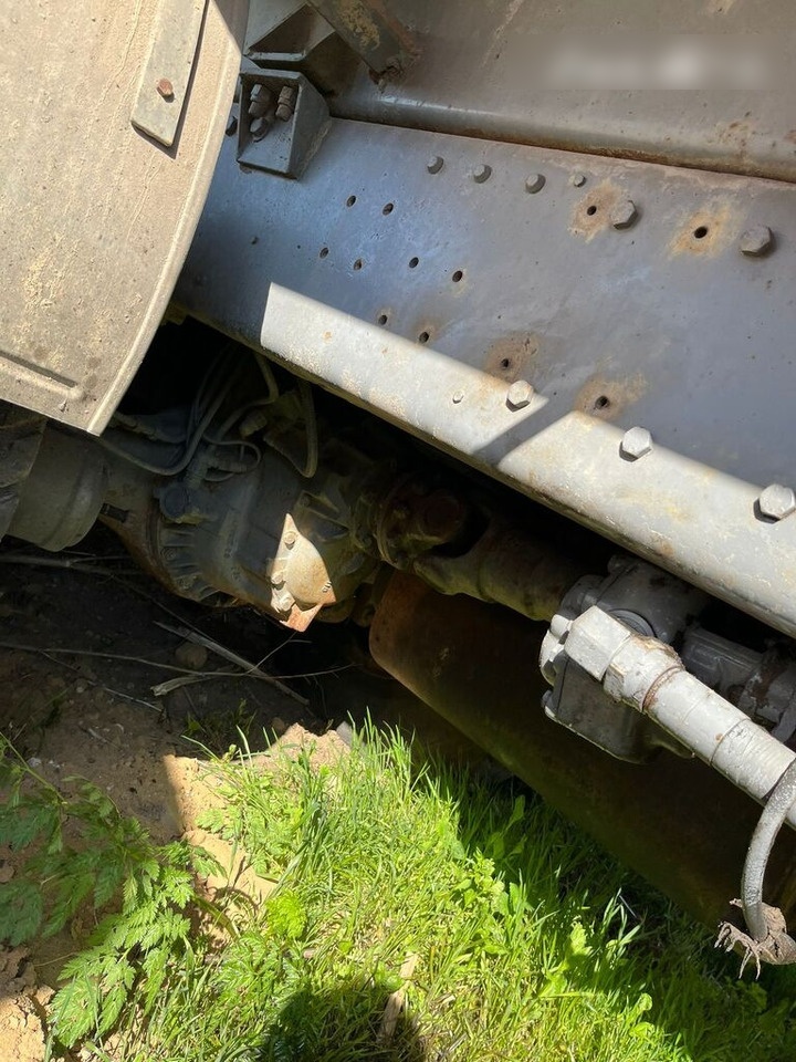 Savivartis sunkvežimis Astra BM 305 FT F1100 6X4 TRAKKER INDUSTRIAL: foto 9 Savivartis sunkvežimis Astra BM 305 FT F1100 6X4 TRAKKER INDUSTRIAL: foto 9