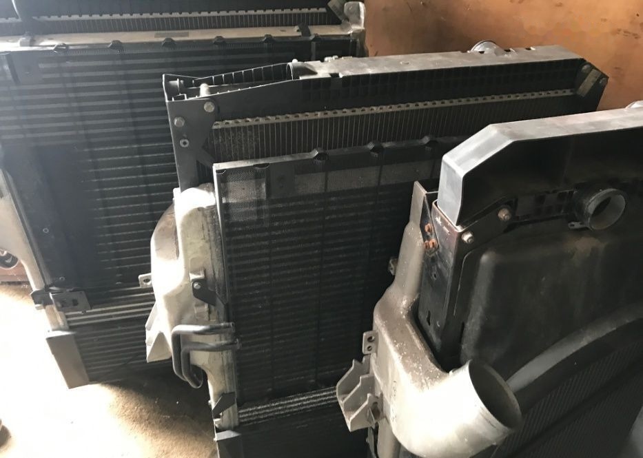 Camion din dezmembrari - Radiatorius - Sunkvežimis: foto 4 Camion din dezmembrari - Radiatorius - Sunkvežimis: foto 4