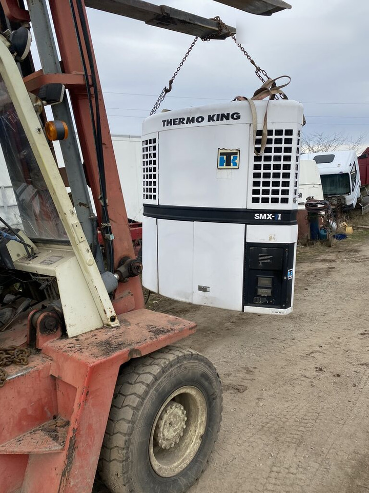 Schmitz Agregat Thermo King SMX II - 2 50 : R404A DIESEL + ELECTRO 380 - Šaldymo įrenginys - Priekaba: foto 5 Schmitz Agregat Thermo King SMX II - 2 50 : R404A DIESEL + ELECTRO 380 - Šaldymo įrenginys - Priekaba: foto 5