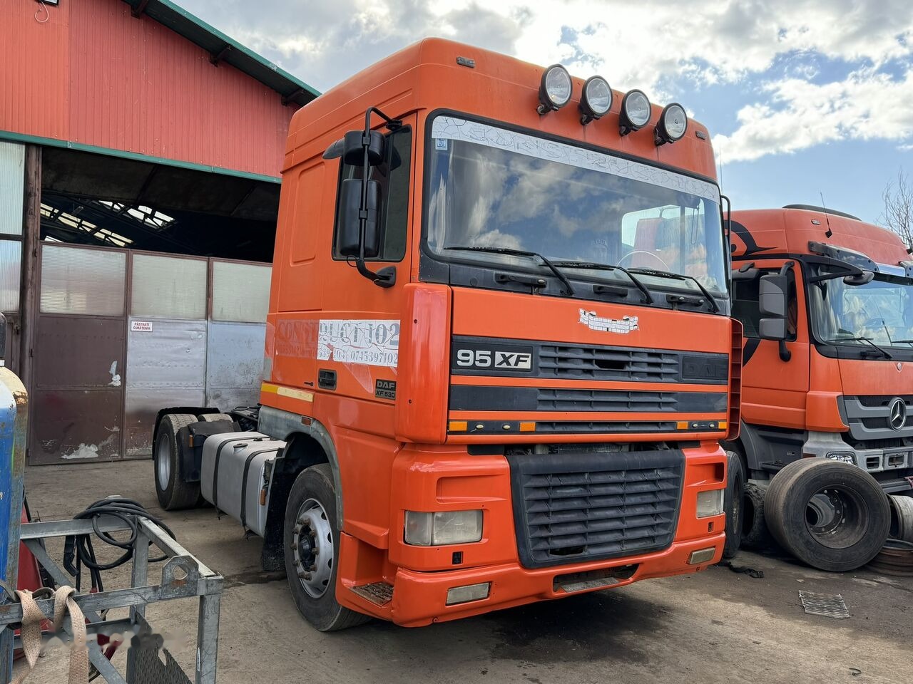 DAF XF 95 530 Euro 3 EXPORT Retarder - Vilkikas: foto 3 DAF XF 95 530 Euro 3 EXPORT Retarder - Vilkikas: foto 3