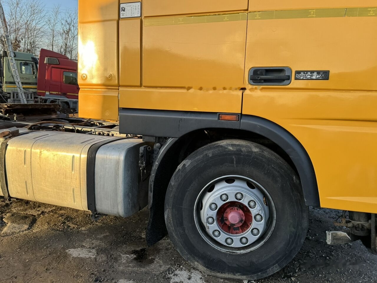 DAF XF95 430 ATI RETARDER EXPORT - Vilkikas: foto 3 DAF XF95 430 ATI RETARDER EXPORT - Vilkikas: foto 3