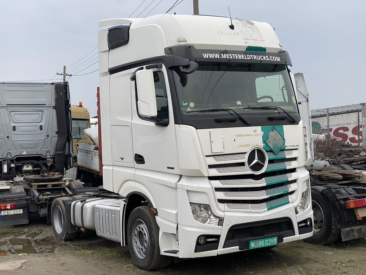 Mercedes-Benz Cap tractor MERCEDES-BENZ TOP Actros 1842 MP4 Klima MegaSpace - Vilkikas: foto 2 Mercedes-Benz Cap tractor MERCEDES-BENZ TOP Actros 1842 MP4 Klima MegaSpace - Vilkikas: foto 2