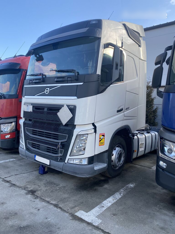 Volvo FH12 EURO 6 2016 460 A Volvo FH12 EURO 6 2016 460 truck - Kabina - Sunkvežimis: foto 2 Volvo FH12 EURO 6 2016 460 A Volvo FH12 EURO 6 2016 460 truck - Kabina - Sunkvežimis: foto 2