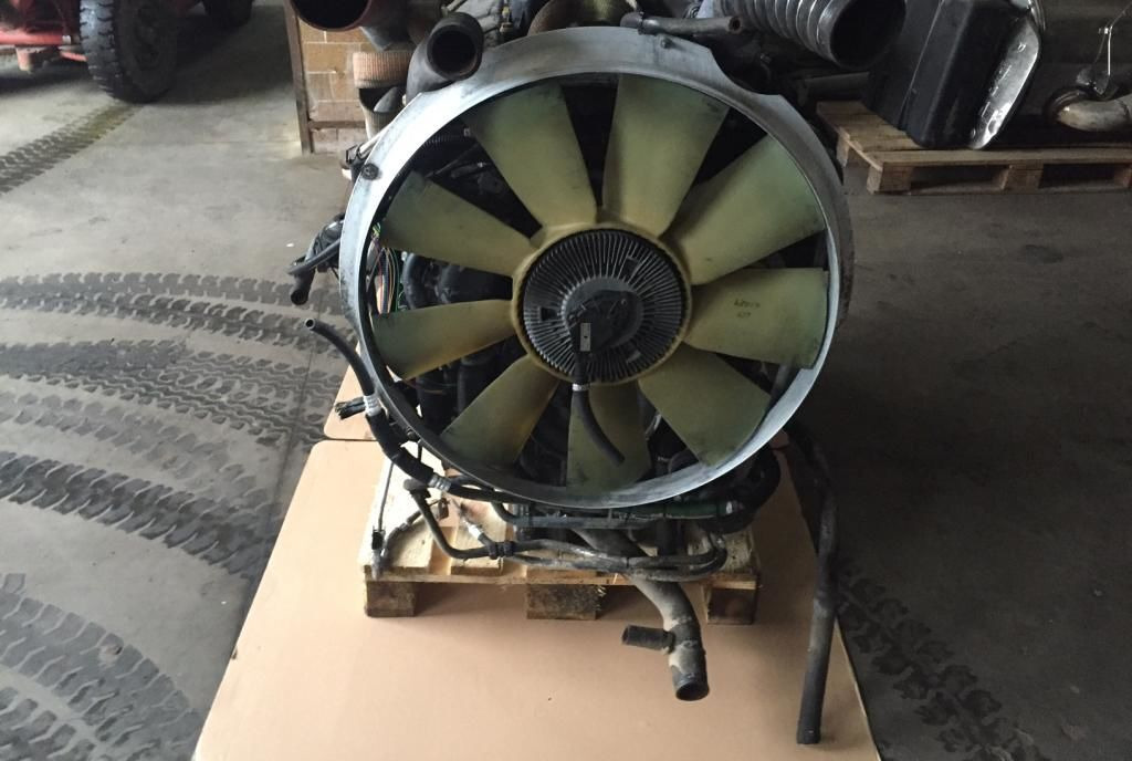 Renault DCi 11C Renault Kerax, Premium - Variklis - Sunkvežimis: foto 2 Renault DCi 11C Renault Kerax, Premium - Variklis - Sunkvežimis: foto 2