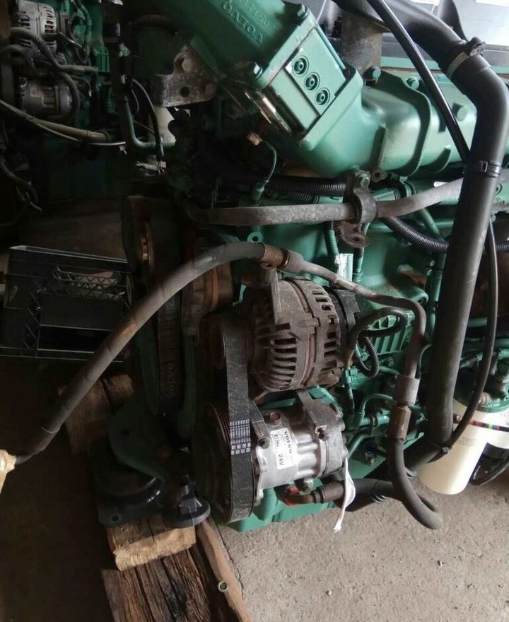 Volvo D13A 400 440 Volvo FH FM - Variklis - Sunkvežimis: foto 2 Volvo D13A 400 440 Volvo FH FM - Variklis - Sunkvežimis: foto 2