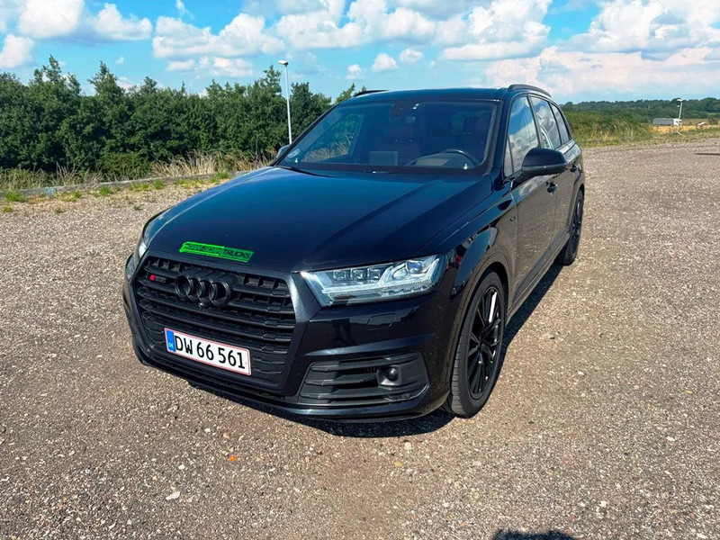 Audi SQ7 Black Edition. panoramo sun roof. . oil heater. head up display. 21" alu weels. night vision. B&O sound system. - Visureigis: foto 3 Audi SQ7 Black Edition. panoramo sun roof. . oil heater. head up display. 21" alu weels. night vision. B&O sound system. - Visureigis: foto 3