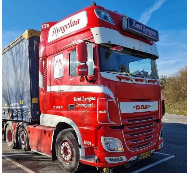 DAF XF 530 Twensteer Special interior. Full Air suspension Hydr. system - Vilkikas: foto 3 DAF XF 530 Twensteer Special interior. Full Air suspension Hydr. system - Vilkikas: foto 3